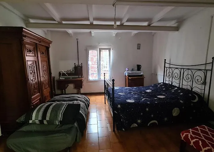 Pieno Centro Storico A Bolonia